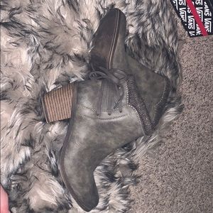 Roxy Booties